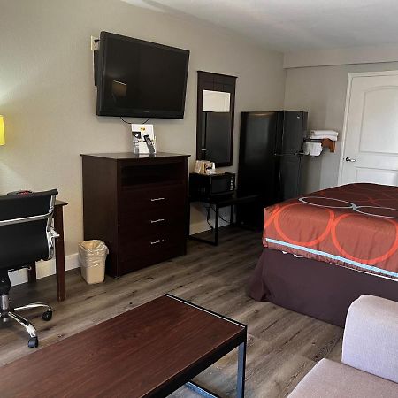 Hotel Super 8 By Wyndham Mont Belvieu - Baytown East Exterior foto