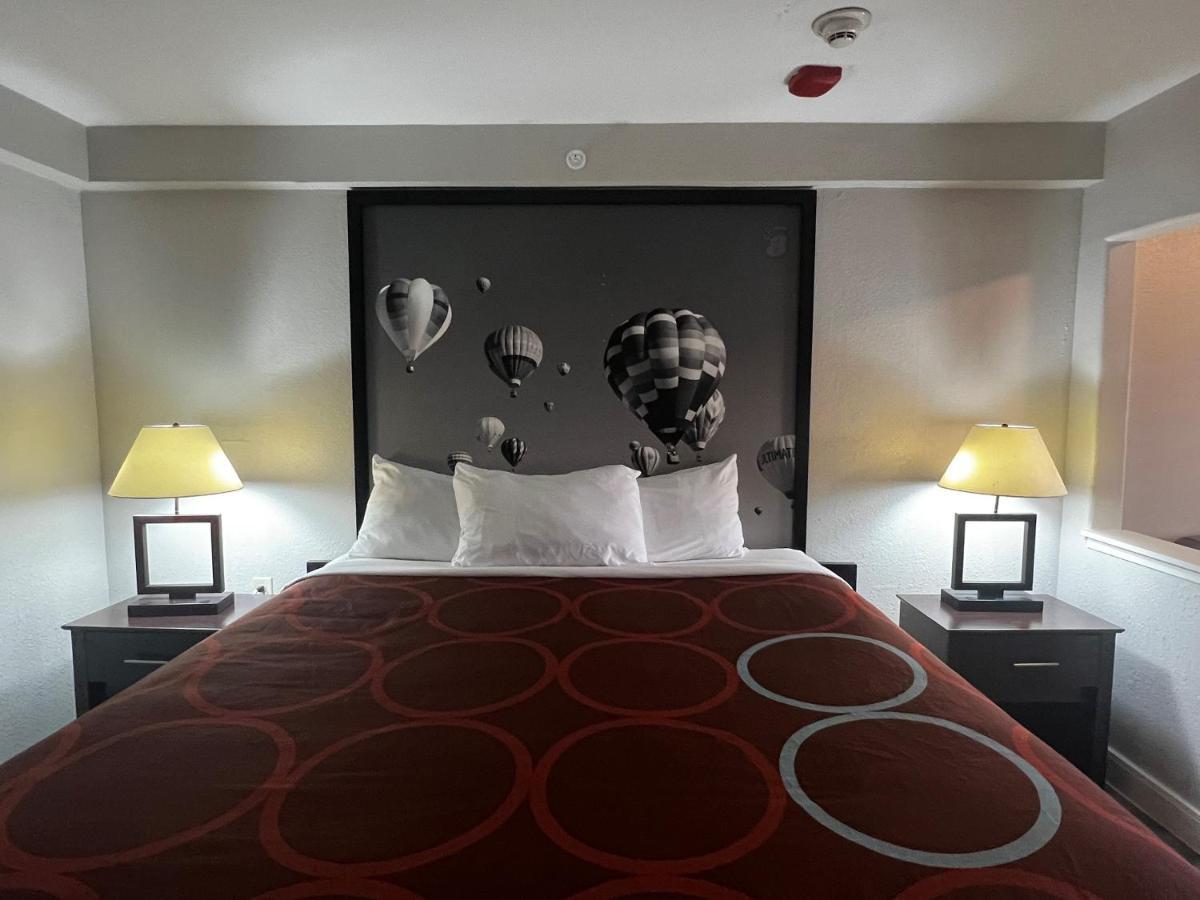 Hotel Super 8 By Wyndham Mont Belvieu - Baytown East Exterior foto